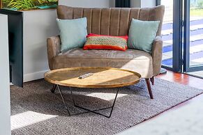 Grandeur Islington Home