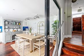 Grandeur Islington Home