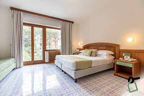 HOTIDAY Room Collection - Sorrento
