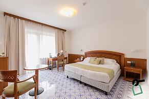 HOTIDAY Room Collection - Sorrento