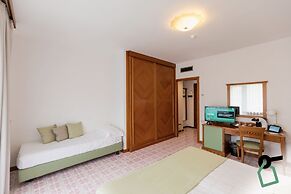 HOTIDAY Room Collection - Sorrento