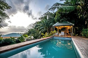 Red Coconut Self Catering