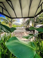 Red Coconut Self Catering