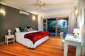 Red Coconut Self Catering