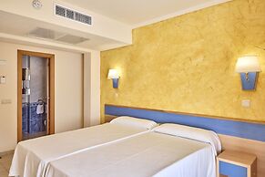 AHOI! Urban Beach Hotel