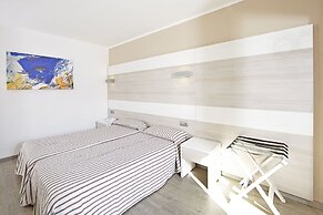 AHOI! Urban Beach Hotel