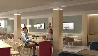 AHOI! Urban Beach Hotel