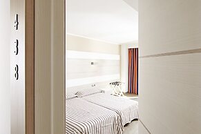 AHOI! Urban Beach Hotel