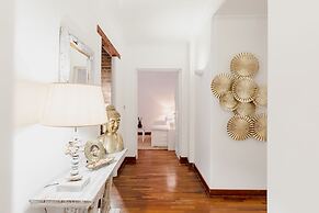 Charme Pettinari 11 people