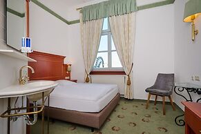 Tafernwirtschaft Hotel Schönbrunn