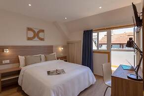Vigo Bay Apartments by Olala Homes