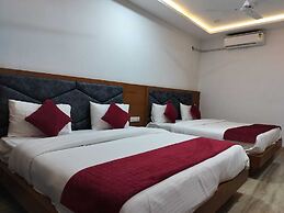 Hotel Brij Palace And Restaurant