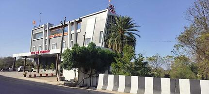 Hotel Brij Palace And Restaurant
