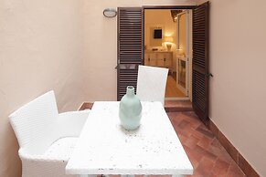 Campo Viola 10 people