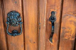 Village Little House at Roustika