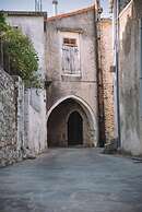 Village Little House at Roustika