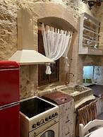 Village Little House at Roustika