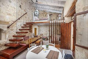 Village Little House at Roustika