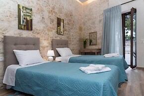 Victoria s House Roustika