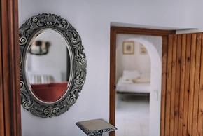 Melody House in Roustika