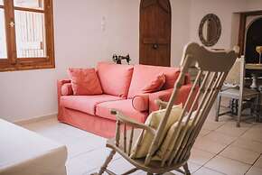 Melody House in Roustika