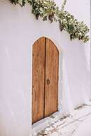 Melody House in Roustika