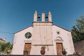 Melody House in Roustika