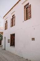 Melody House in Roustika