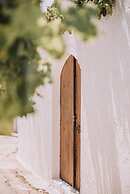 Melody House in Roustika