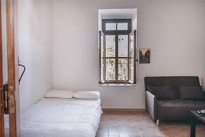 Melody House in Roustika