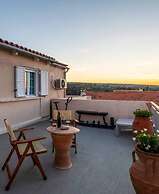 Dm-discover Margarites Home