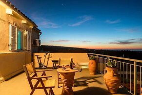 Dm-discover Margarites Home