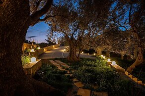 Maroulas Natura Palace