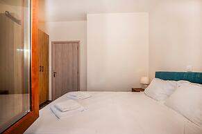 Maroulas Natura Palace