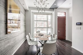 Cozy 5 Bedroom House in Downtown Toronto