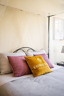 Cozy 5 Bedroom House in Downtown Toronto