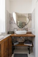 Saffi Glamorous Apartment by Wonderful Italy