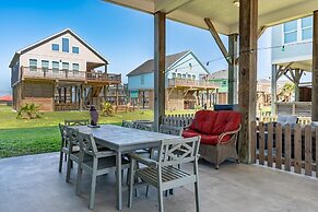 Sea Leggs 3 Bedroom Home by RedAwning