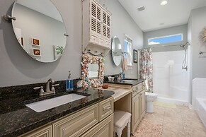 Sea Leggs 3 Bedroom Home by RedAwning