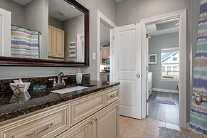 Sea Leggs 3 Bedroom Home by RedAwning