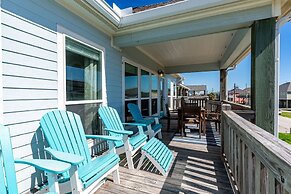 Sea Leggs 3 Bedroom Home by RedAwning