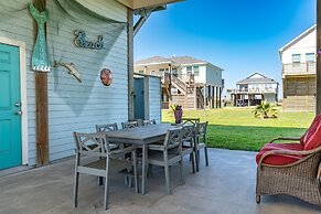 Sea Leggs 3 Bedroom Home by RedAwning