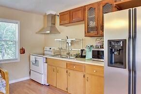 Sunny Florida Getaway w/ Patio, Near Disney World!