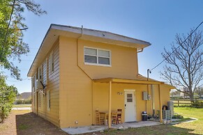 Sunny Florida Getaway w/ Patio, Near Disney World!