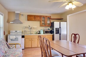 Sunny Florida Getaway w/ Patio, Near Disney World!