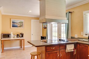 5 Mi to Lake Sumter Landing: Bright Home w/ Patio