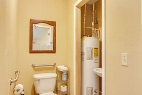 5 Mi to Lake Sumter Landing: Bright Home w/ Patio