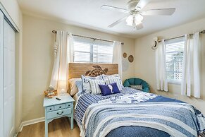 4 Mi to Beach: Charming Port Charlotte Home!