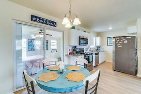 4 Mi to Beach: Charming Port Charlotte Home!