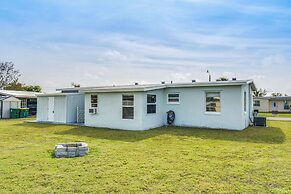 4 Mi to Beach: Charming Port Charlotte Home!
